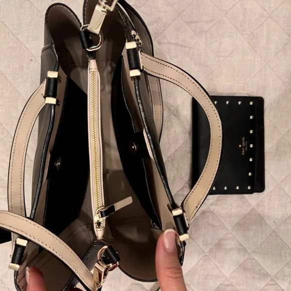 Black Kate Spade New York Romily Sanders Place Satchel with Wallet - Picture 4 of 15